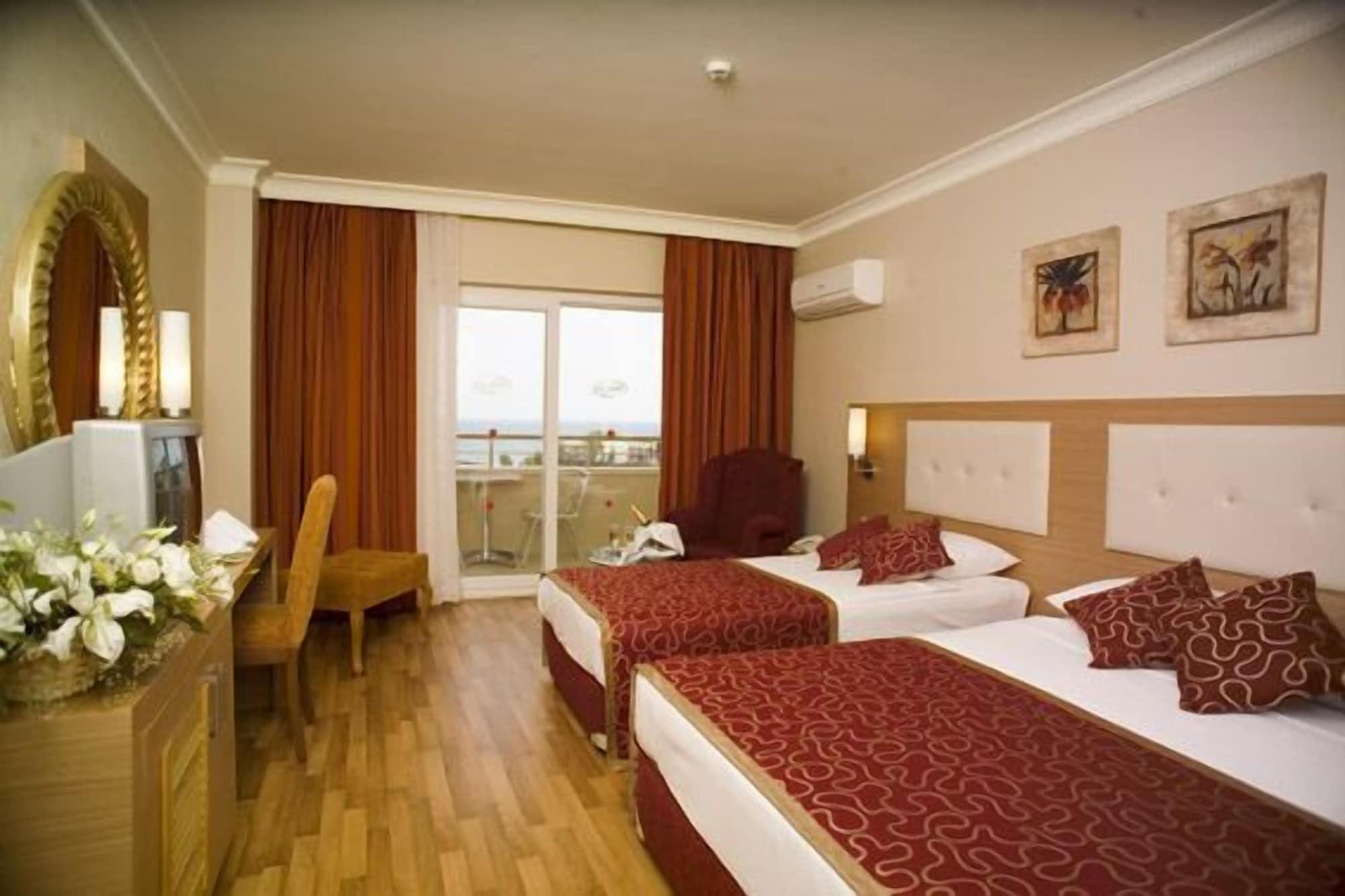 Alaiye Resort & Spa Hotel Авсалар Екстериор снимка