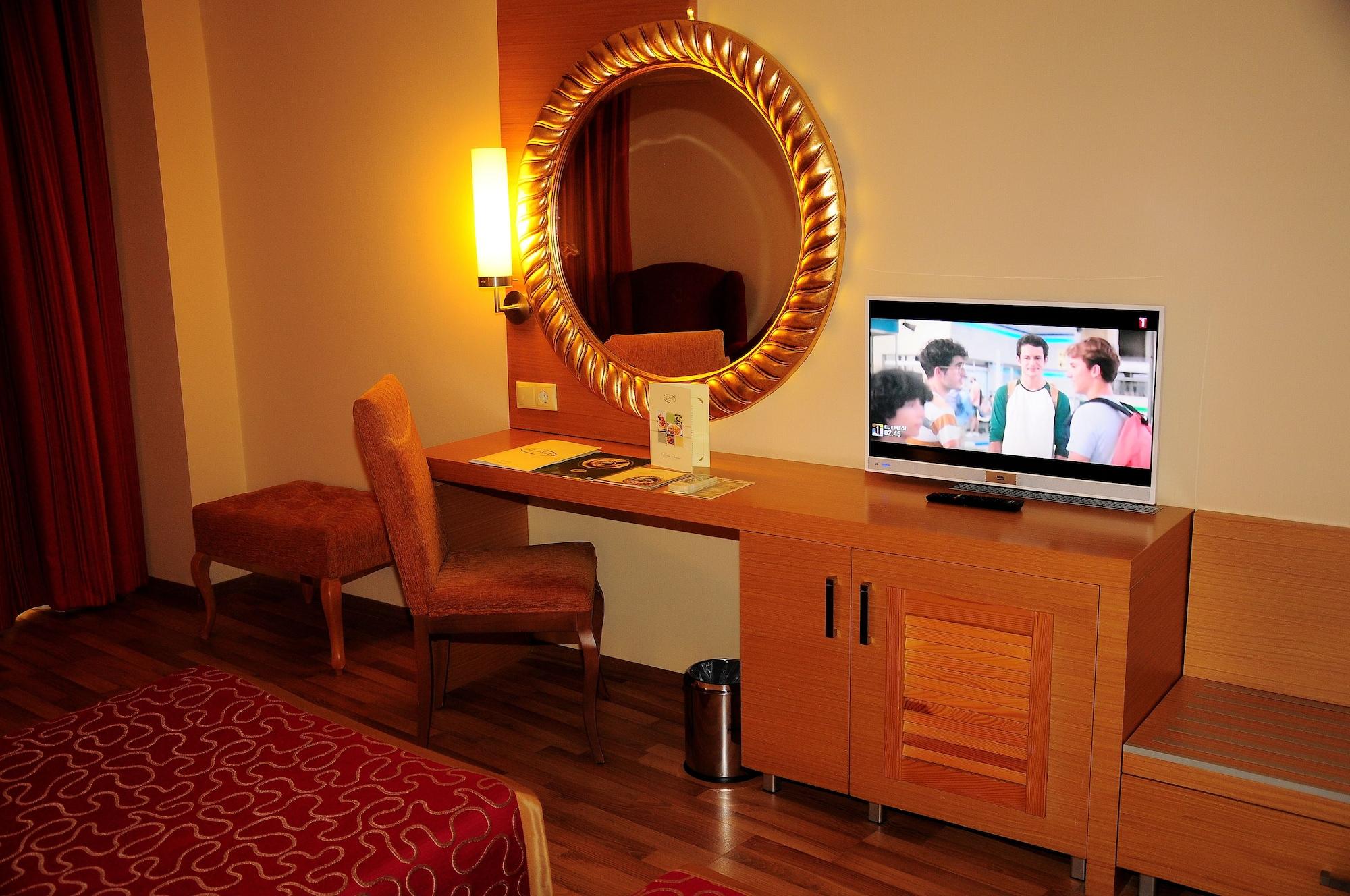 Alaiye Resort & Spa Hotel Авсалар Екстериор снимка
