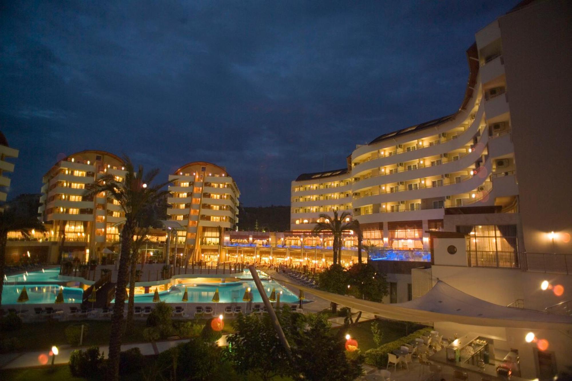 Alaiye Resort & Spa Hotel Авсалар Екстериор снимка